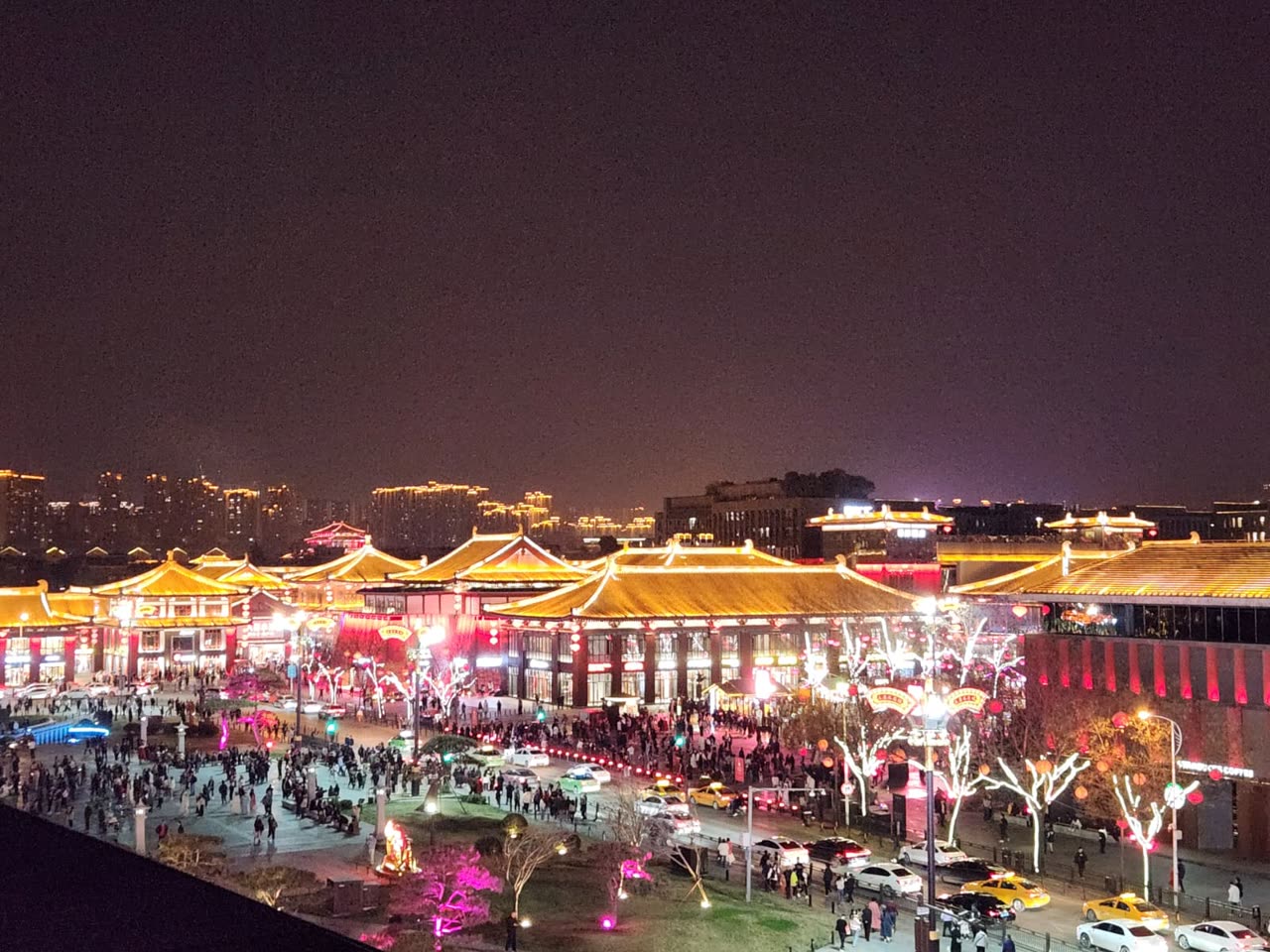 Night Markets & City Life — China