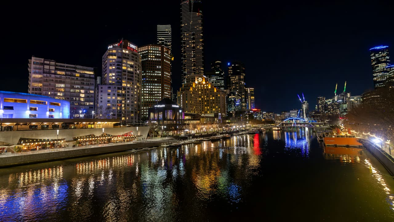 Melbourne by Night